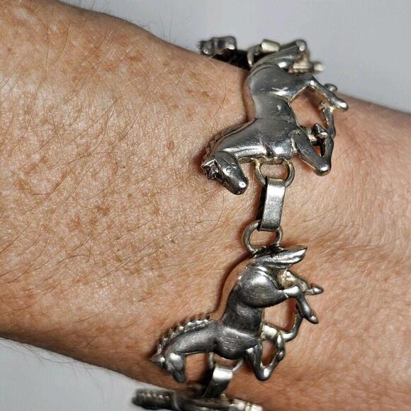 Beautiful Sterling Silver Carol Felley Horse Link Bracelet 7" 6 Horses. Vtg - Picture 7 of 9